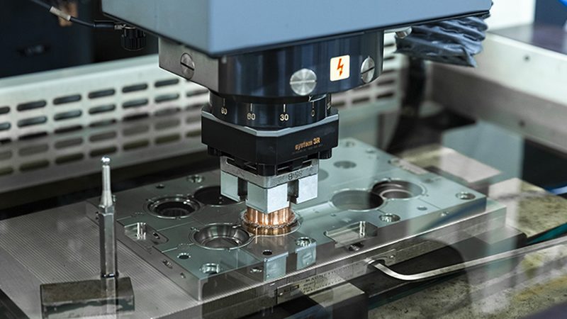 双色模具批发价格表背后的考量因素
