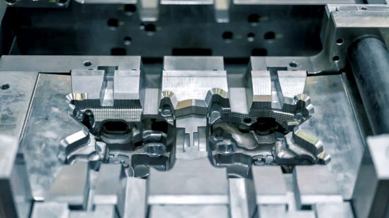 橡胶模具与液体硅胶模具：性能与适用场景对比