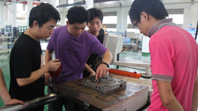 家电冲压模具：行业标准规范的解读与重要性